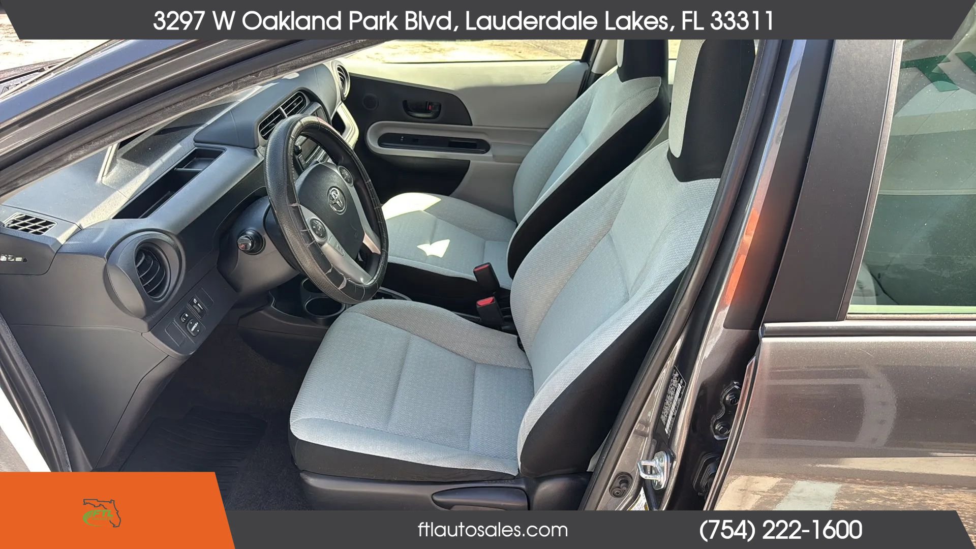 Used 2013 Toyota Prius C One FWD image 19