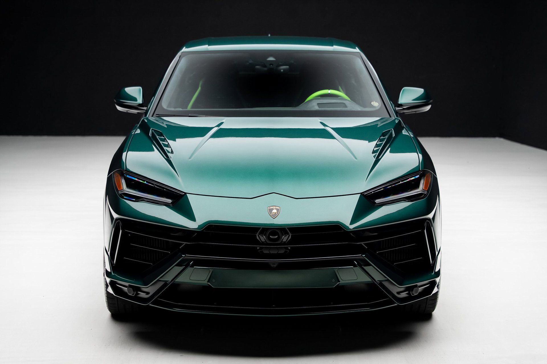 Used 2024 Lamborghini Urus S AWD/4WD image 5