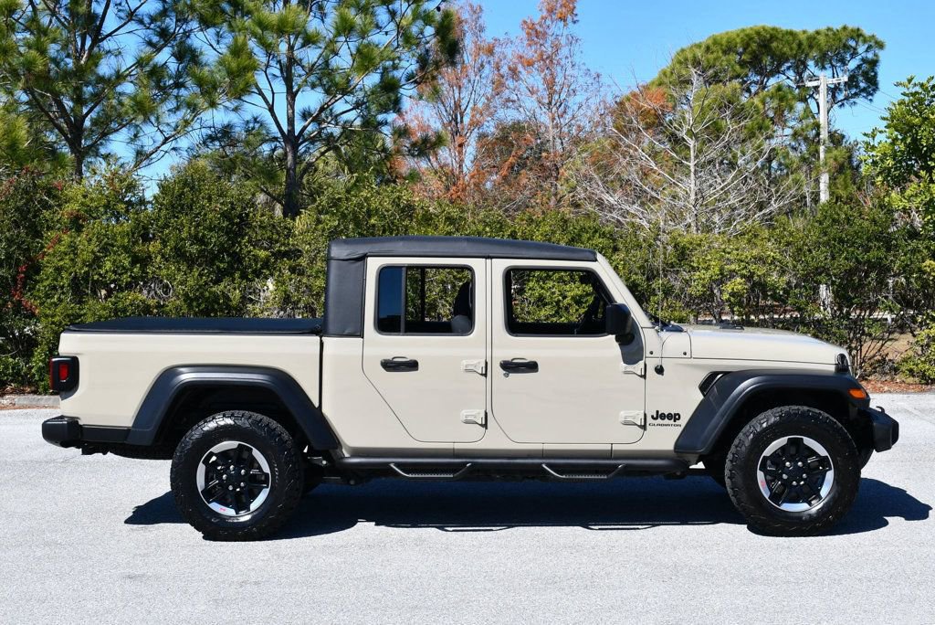 Used 2020 Jeep Gladiator Sport w/ Trailer Tow Package image 33