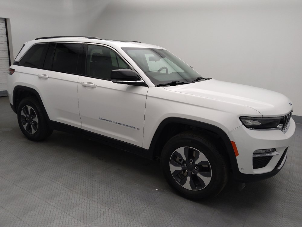 Used 2022 Jeep Grand Cherokee Limited 4xe w/ Luxury Tech Group II AWD/4WD image 11