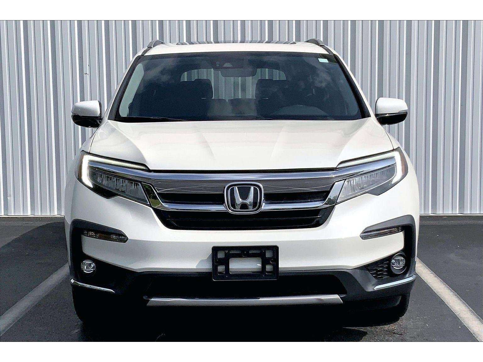 Used 2019 Honda Pilot Elite image 3