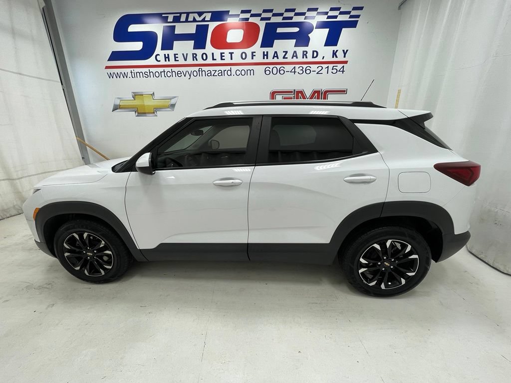 Used 2023 Chevrolet TrailBlazer LT FWD image 9