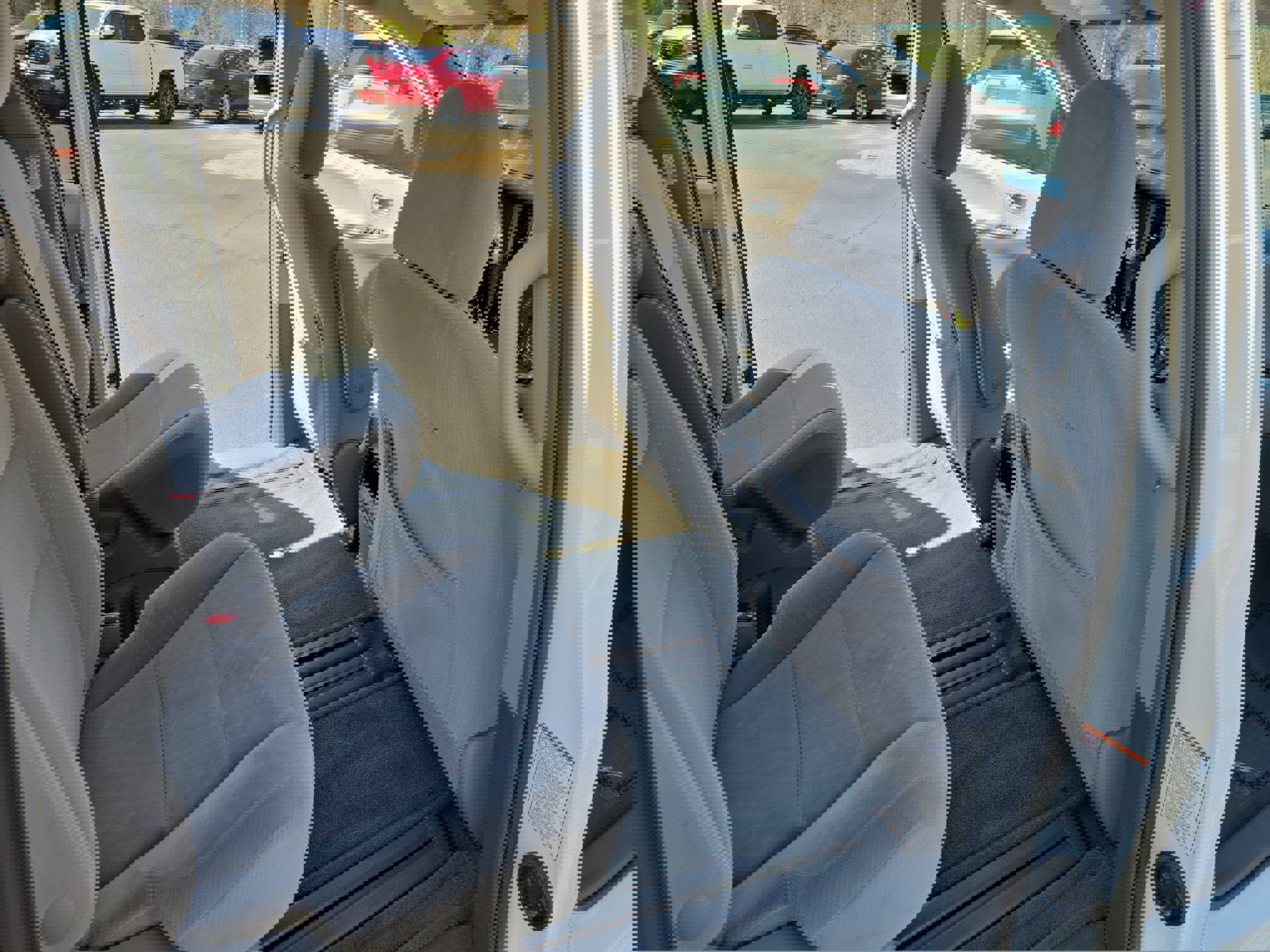 Used 2017 Toyota Sienna LE image 11