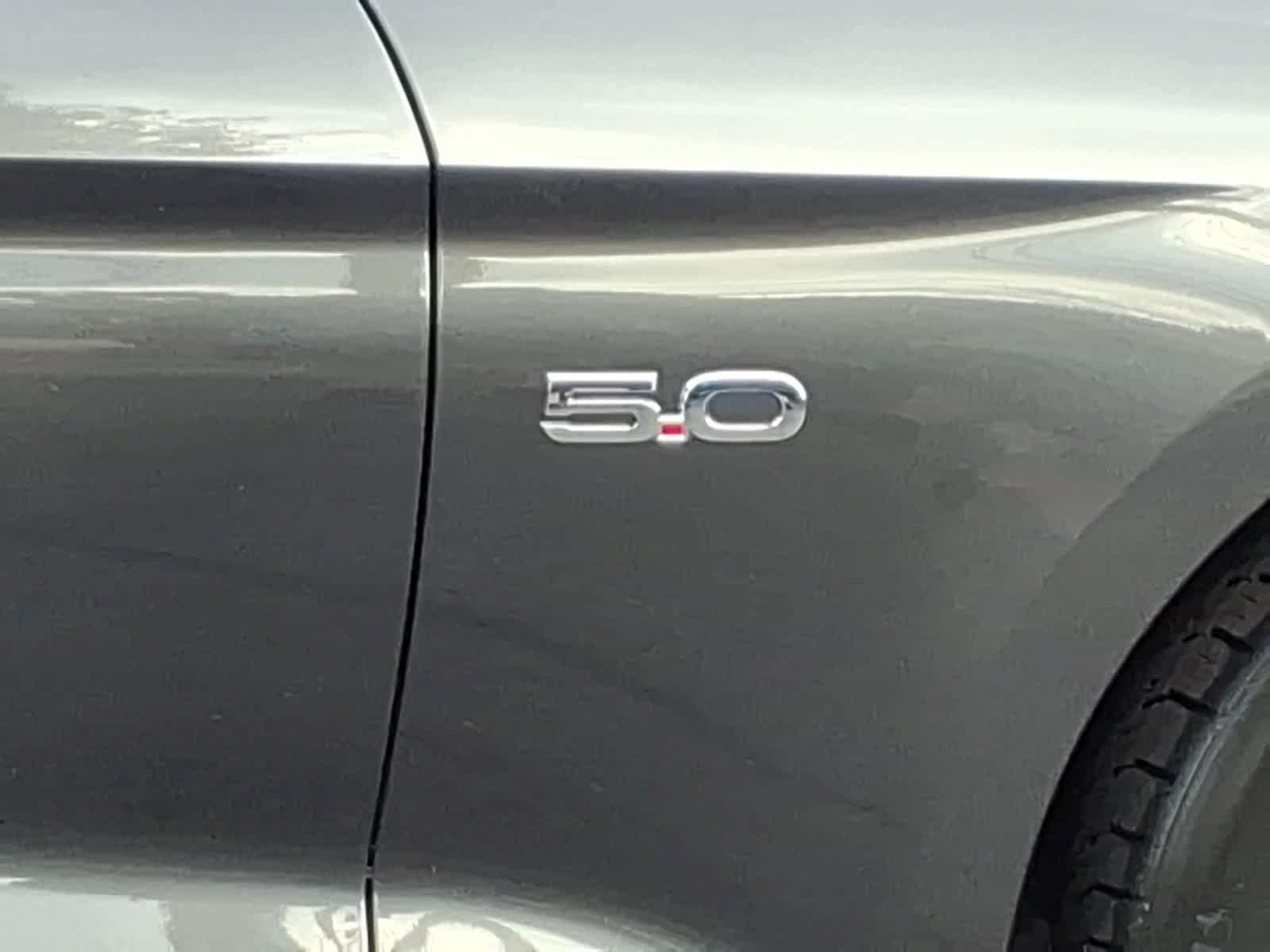 Used 2019 Ford Mustang GT Premium RWD image 9