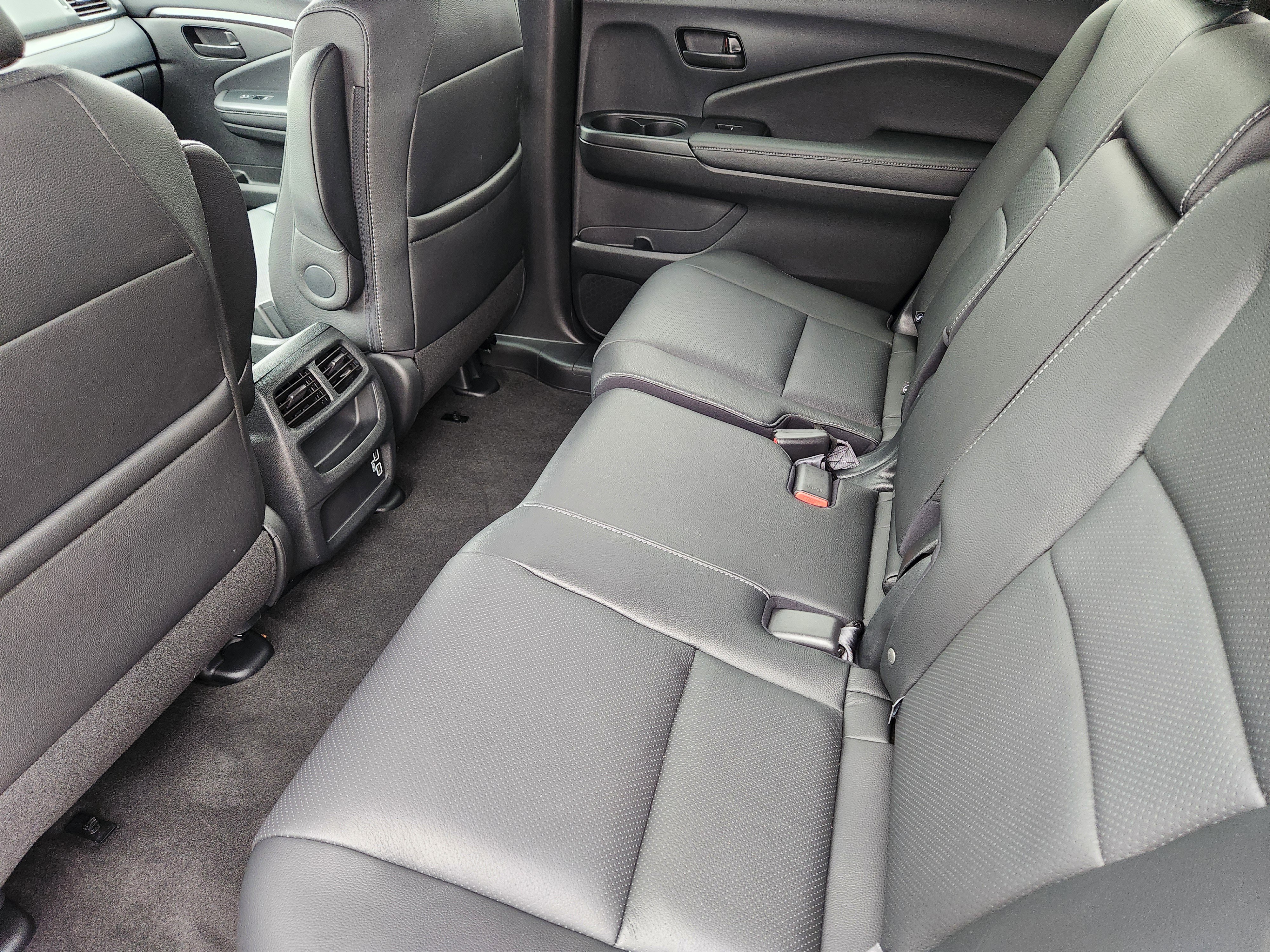 Certified 2022 Honda Passport EX-L image 30