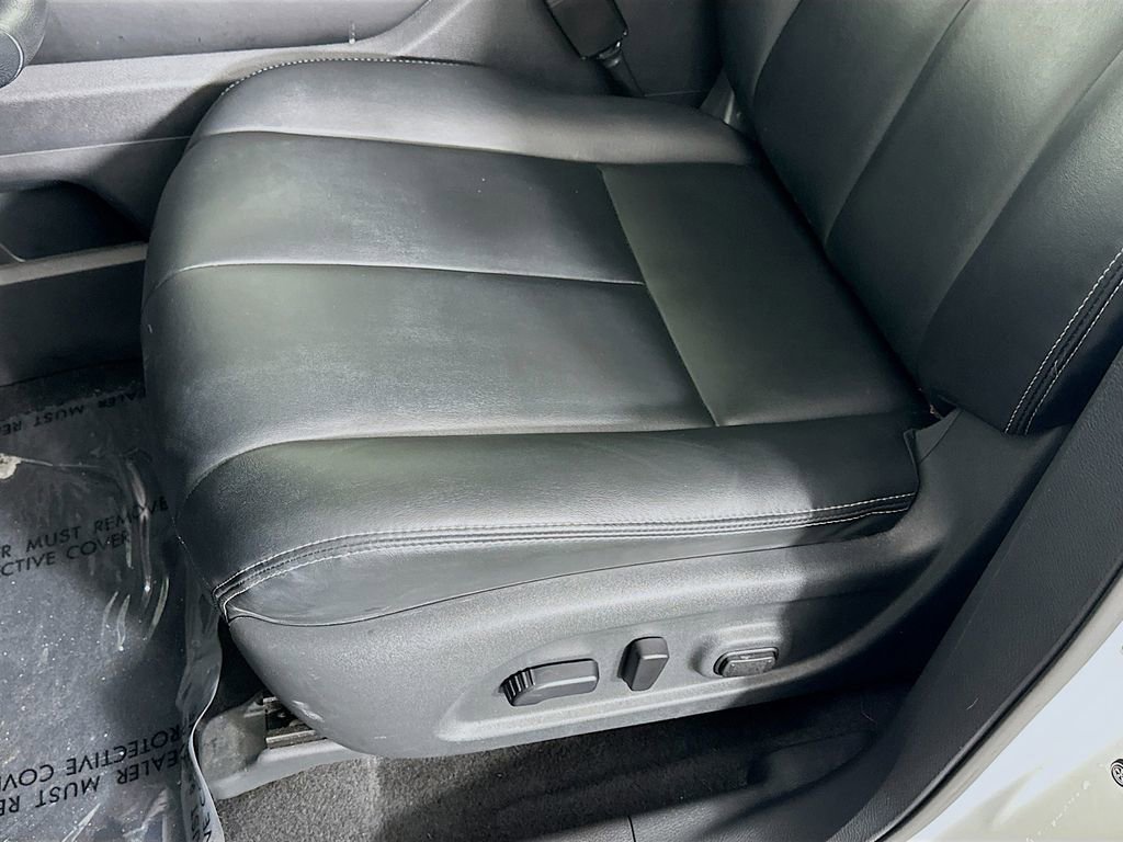 Certified 2024 Nissan Murano SV w/ SV Midnight Edition Package image 28