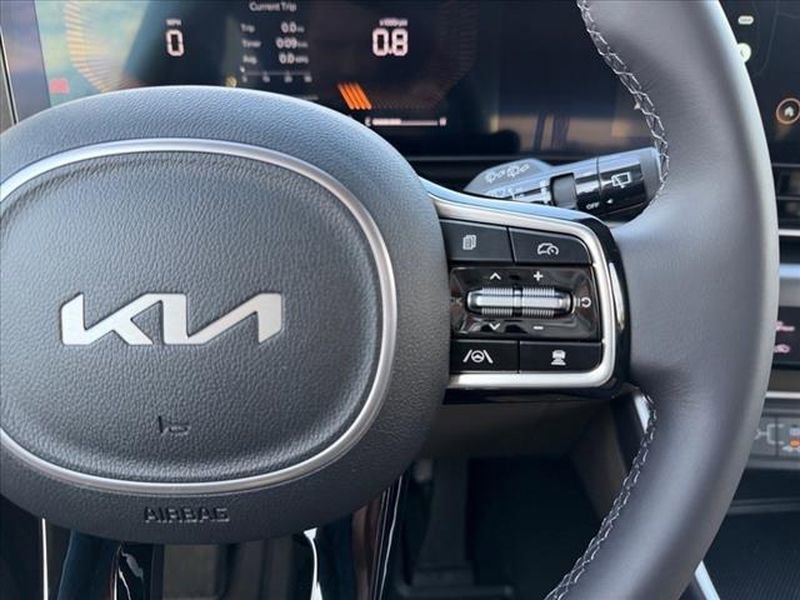 New 2026 Kia Carnival image 21