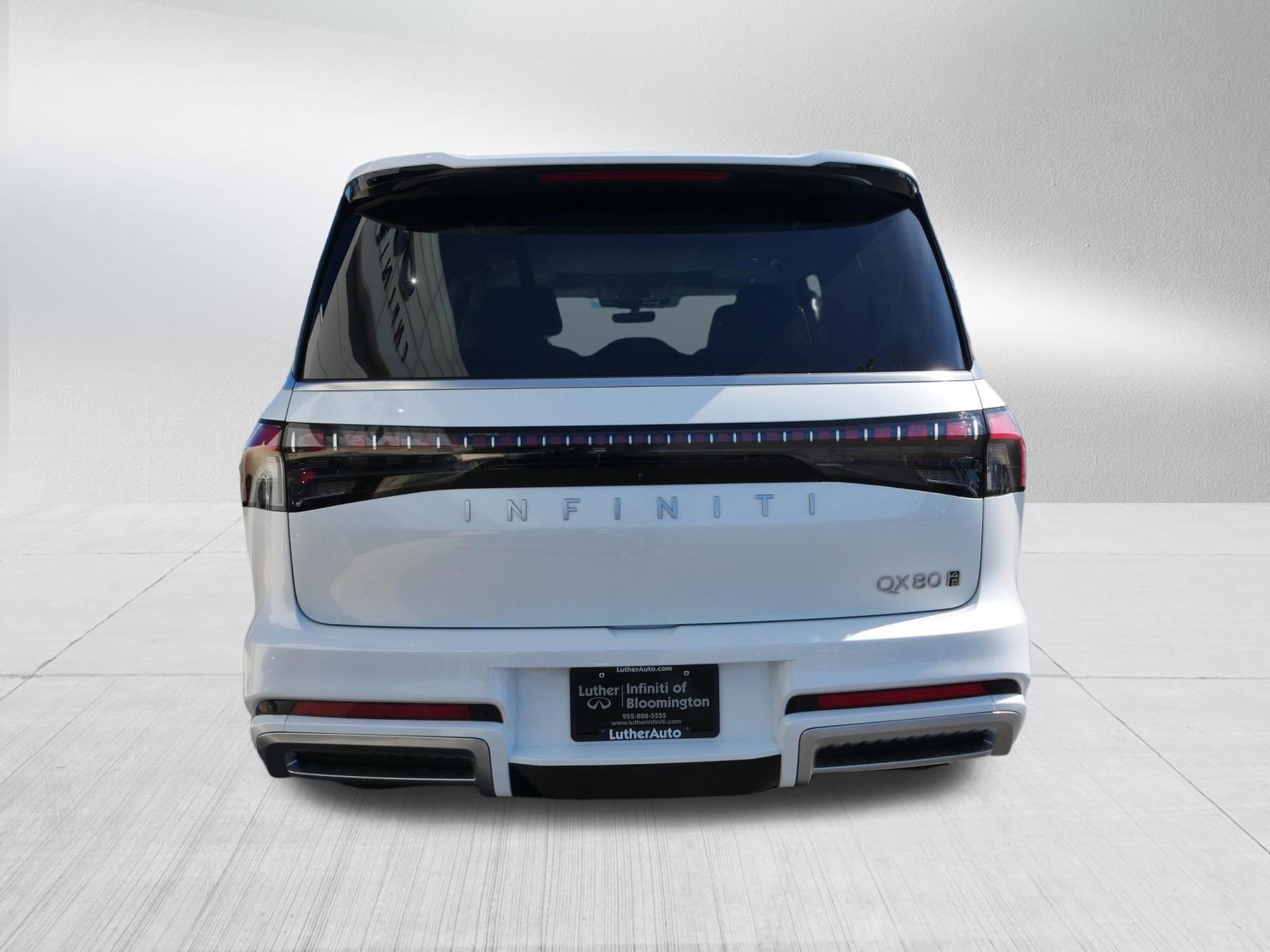 Certified 2025 INFINITI QX80 Luxe image 6