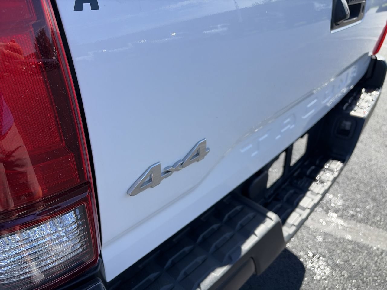 Used 2020 Toyota Tacoma SR AWD/4WD image 11