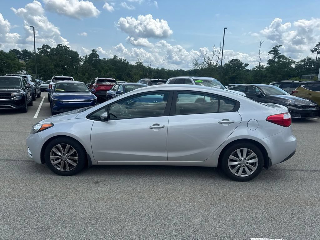 Used 2016 Kia Forte LX w/ LX Popular Plus Package FWD image 4
