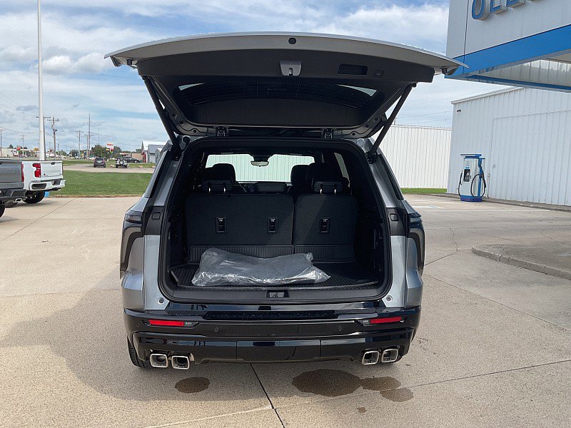 New 2026 Chevrolet Traverse High Country AWD/4WD image 17