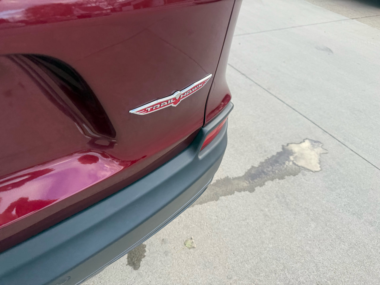 Used 2019 Jeep Cherokee Trailhawk image 25