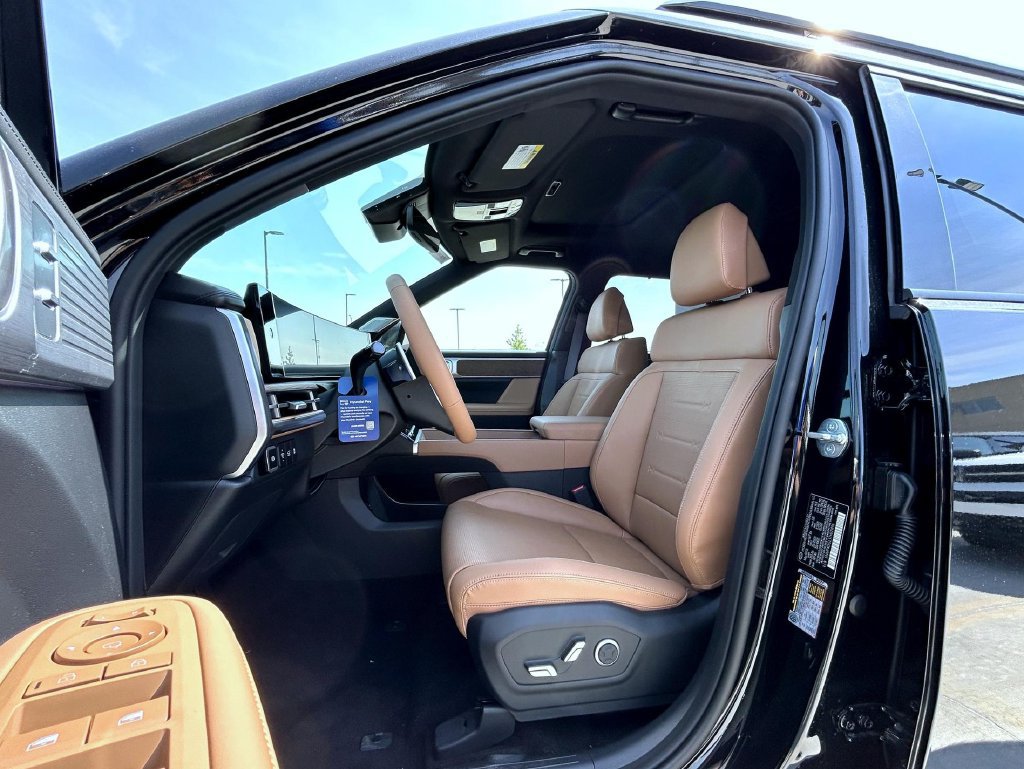 New 2026 Hyundai Santa Fe Limited AWD/4WD image 10
