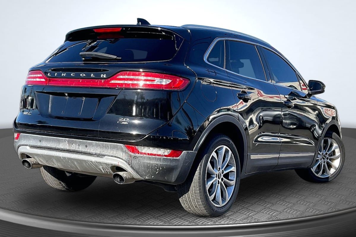 Used 2015 Lincoln MKC FWD w/ Equipment Group 101A Select image 13