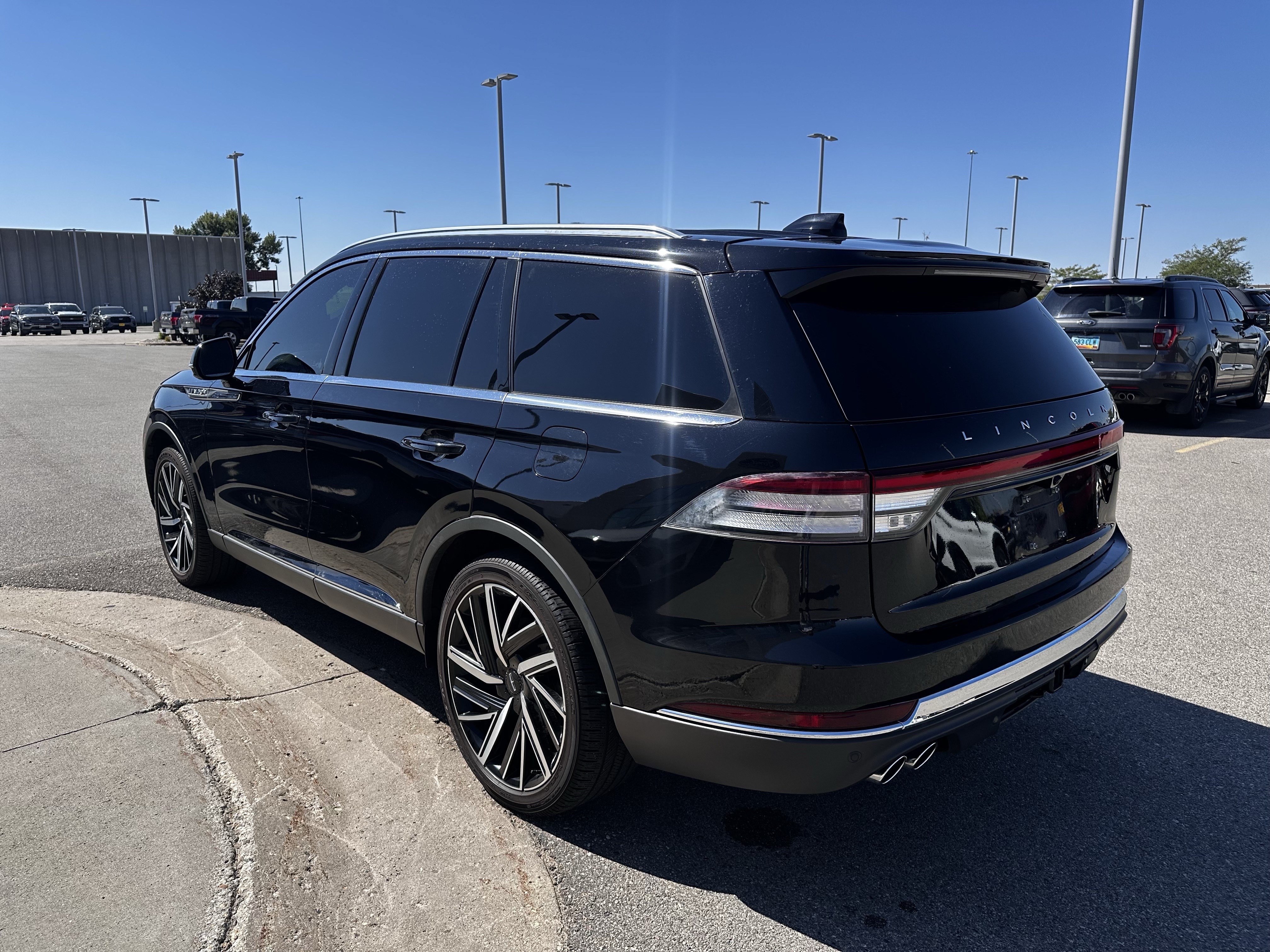 Used 2025 Lincoln Aviator Reserve w/ Equipment Group 201A AWD/4WD image 4
