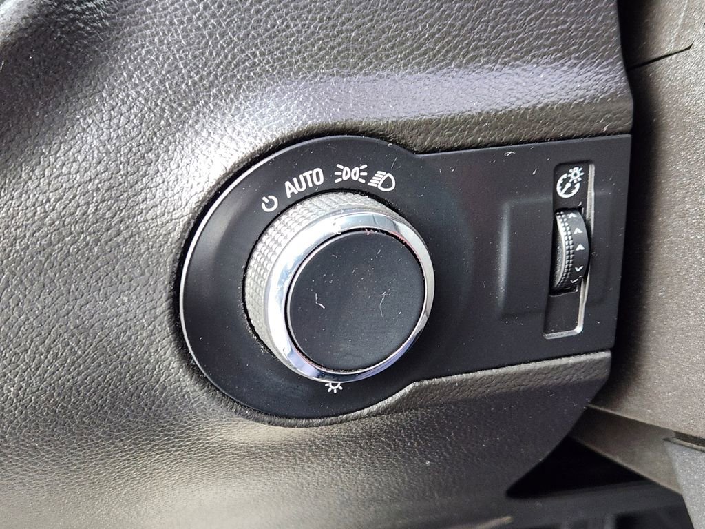 Used 2010 Chevrolet Camaro SS w/ RS Package image 12