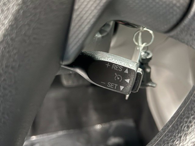 Used 2013 Toyota Corolla L FWD image 12