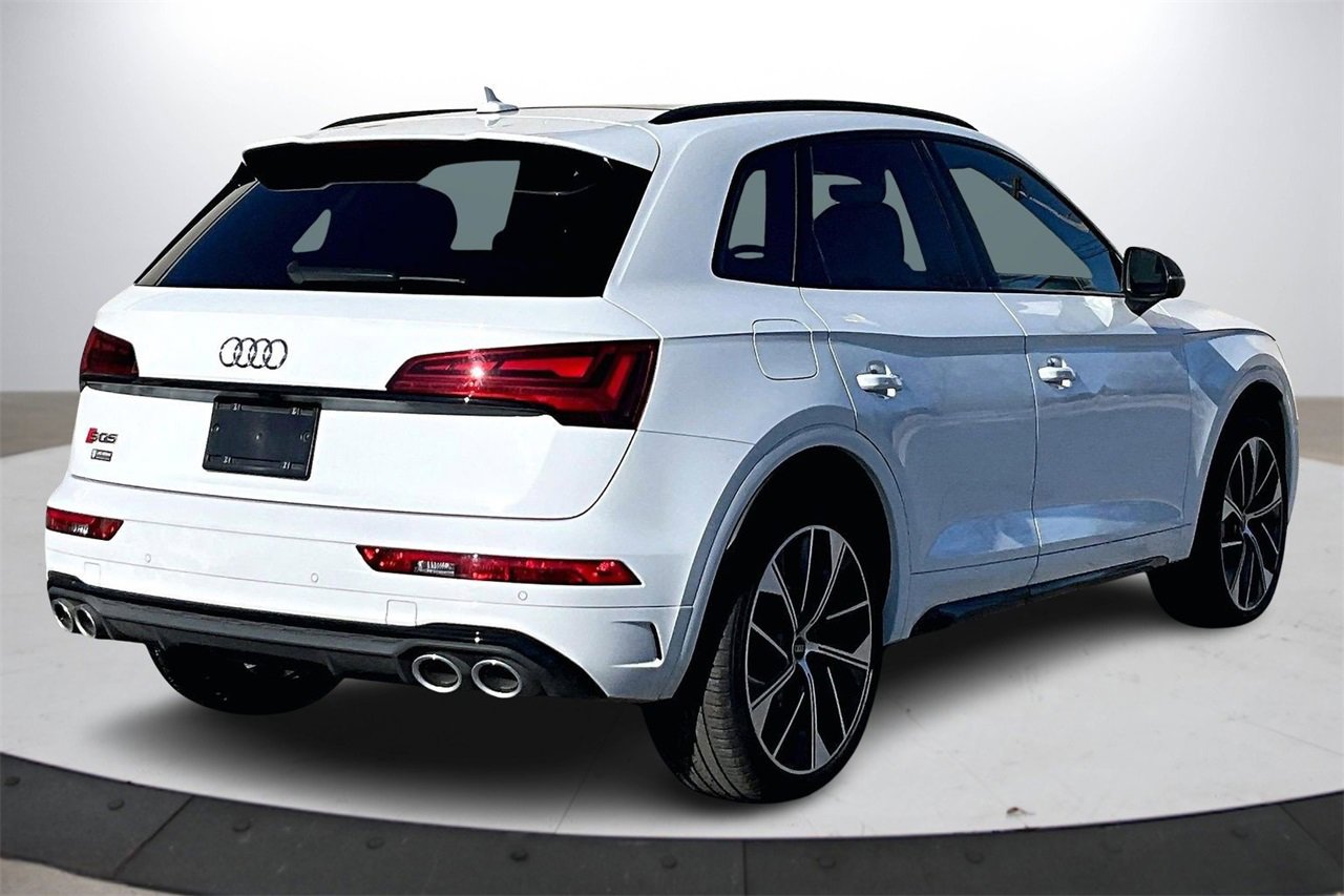 Used 2023 Audi SQ5 Premium Plus w/ Premium Plus Package image 9