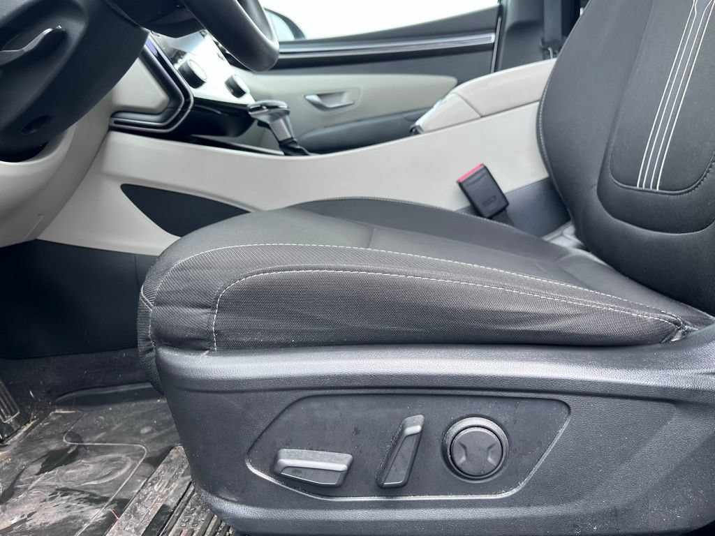 Used 2023 Hyundai Tucson SEL w/ Cargo Package AWD/4WD image 9