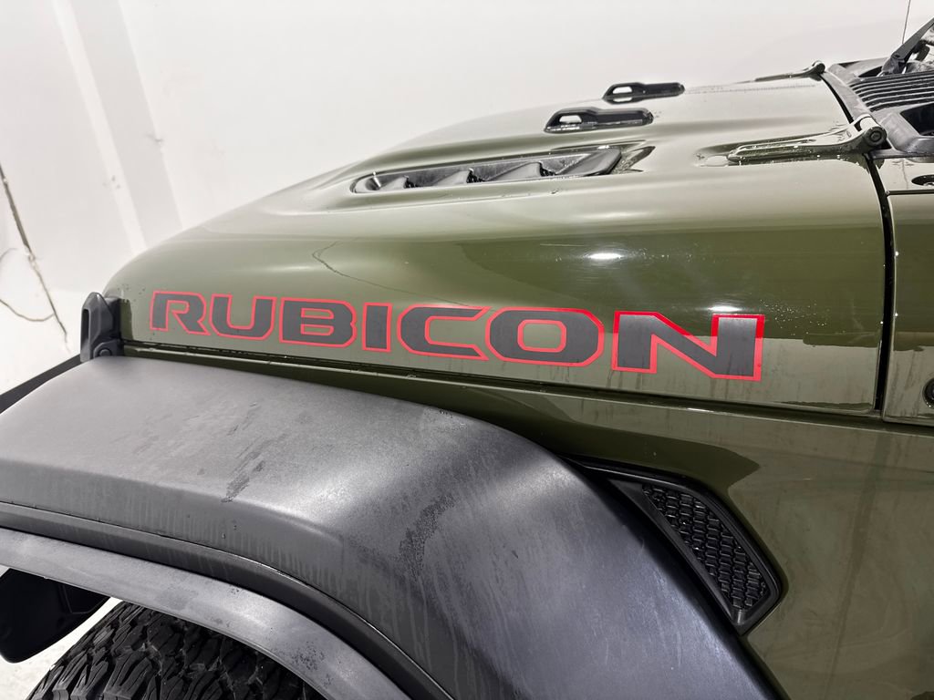 Used 2021 Jeep Wrangler Unlimited Rubicon w/ Xtreme Recon 35" Tire Package AWD/4WD image 28