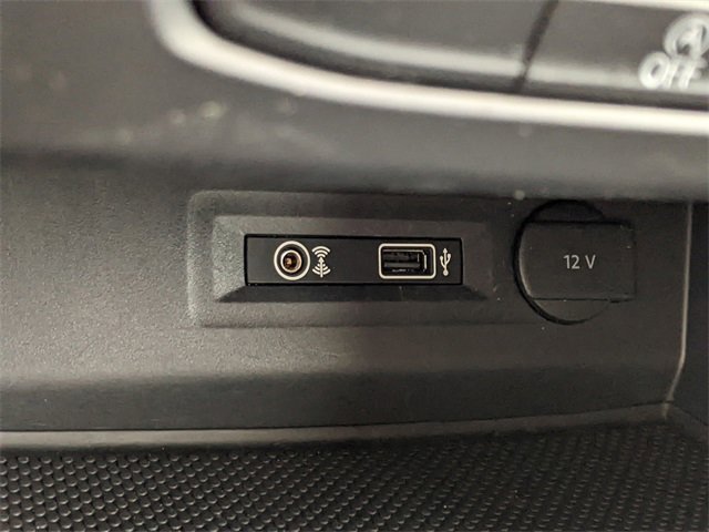 Used 2019 Volkswagen Atlas SE w/ Towing Package image 25