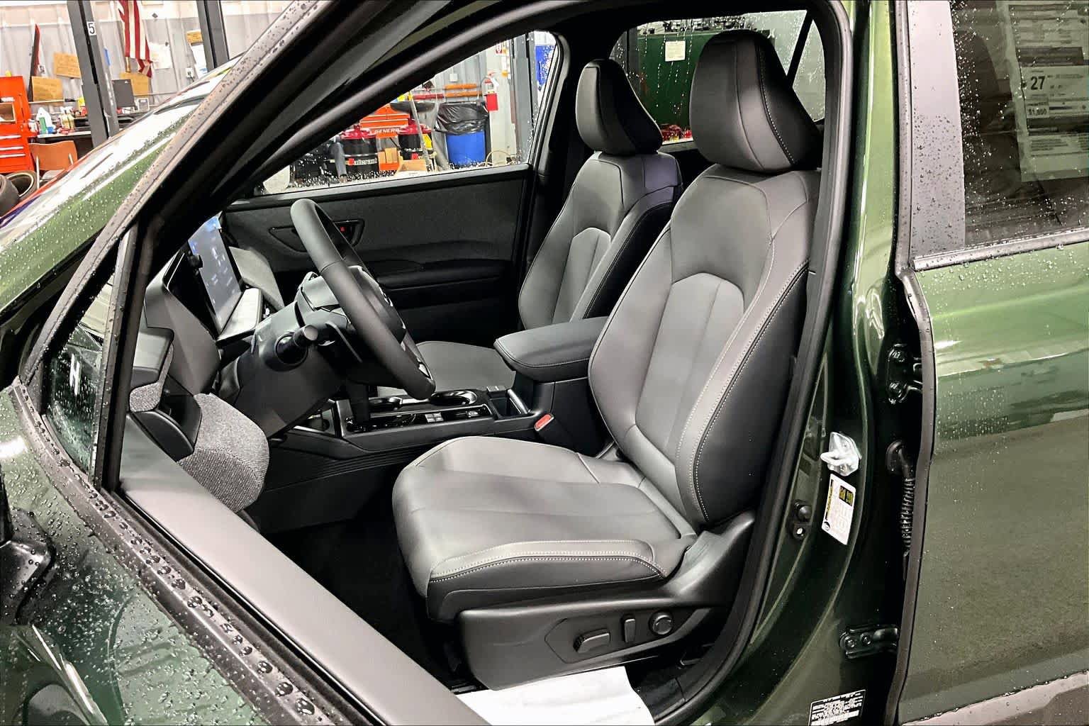 New 2026 Subaru Outback Limited AWD/4WD image 9