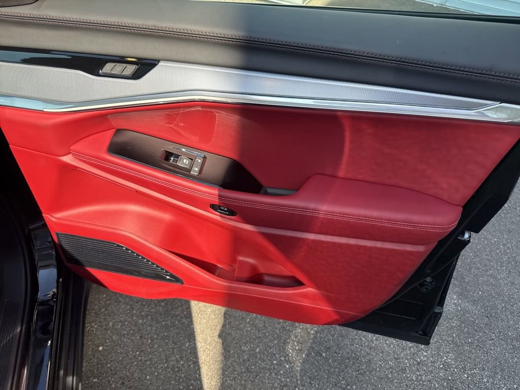 New 2025 Jeep Wagoneer S Launch Edition image 11