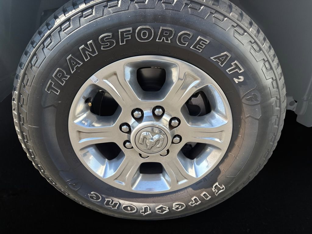 Used 2024 RAM 2500 Big Horn AWD/4WD image 9