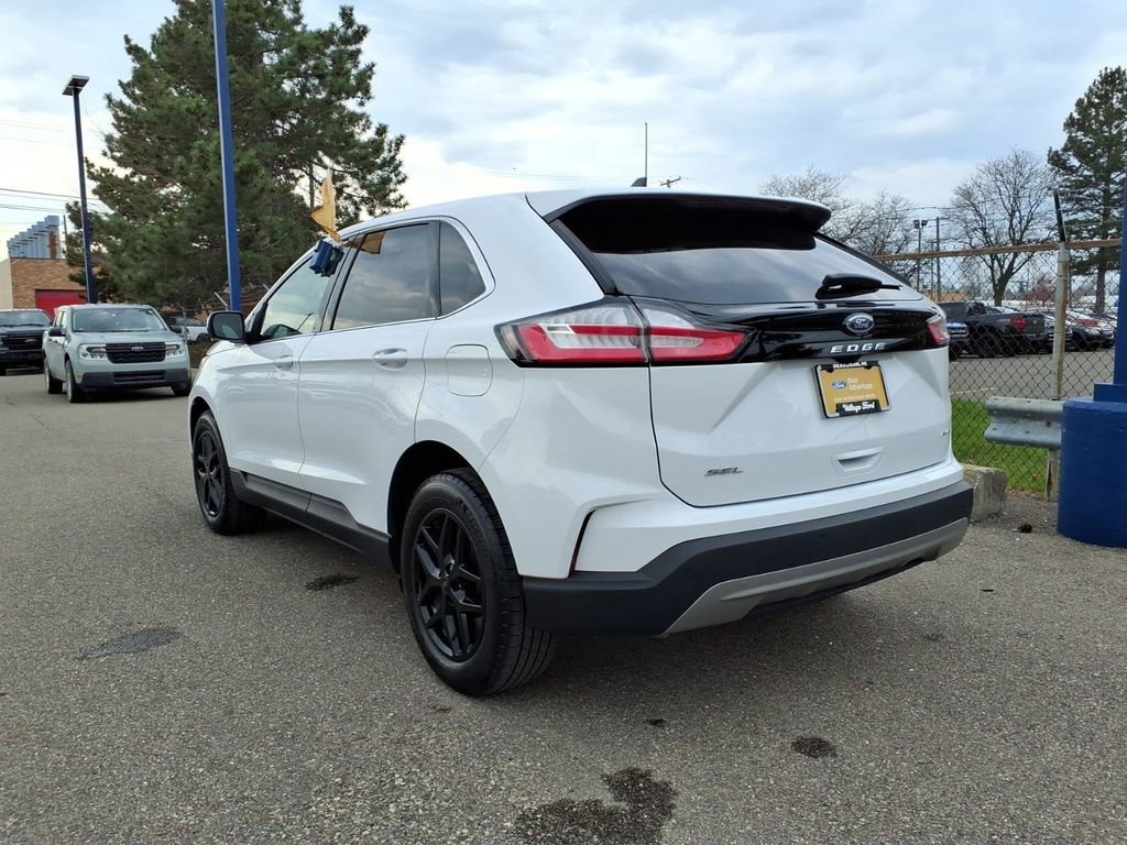 Certified 2023 Ford Edge SEL w/ Convenience Package AWD/4WD image 9