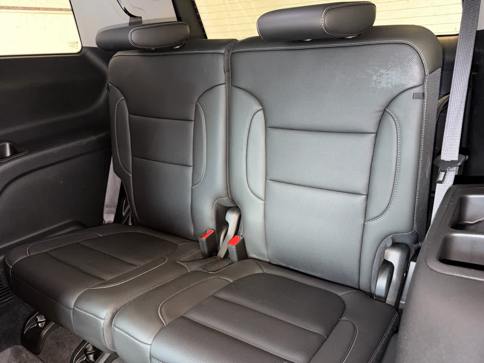 Used 2023 GMC Acadia SLT FWD image 23