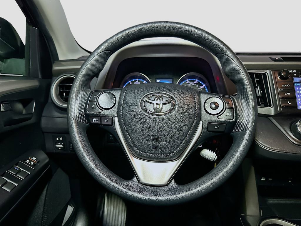 Used 2018 Toyota RAV4 LE w/ All Weather Liner Package AWD/4WD image 10