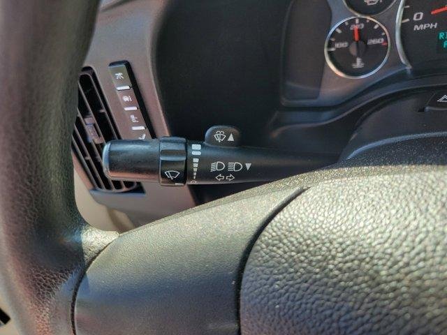 Used 2017 Chevrolet Express 2500 image 29