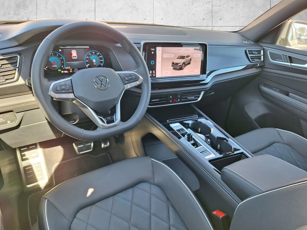 New 2026 Volkswagen Atlas Cross Sport SEL Premium R-Line image 9
