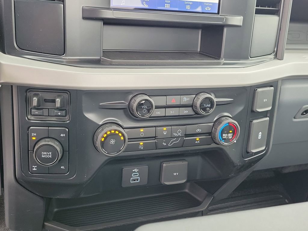 New 2026 Ford F350 XL w/ FX4 Off-Road Package image 23