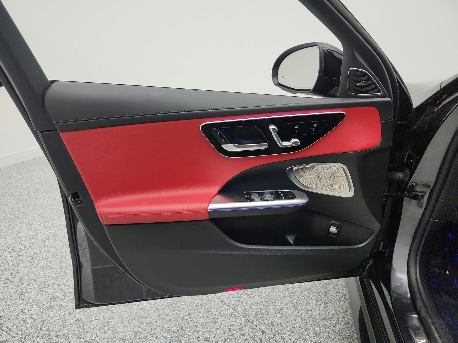 Used 2024 Mercedes-Benz C 300 Sedan image 13