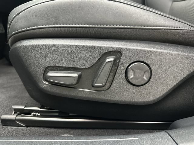 Used 2024 Kia EV6 Light AWD/4WD image 12