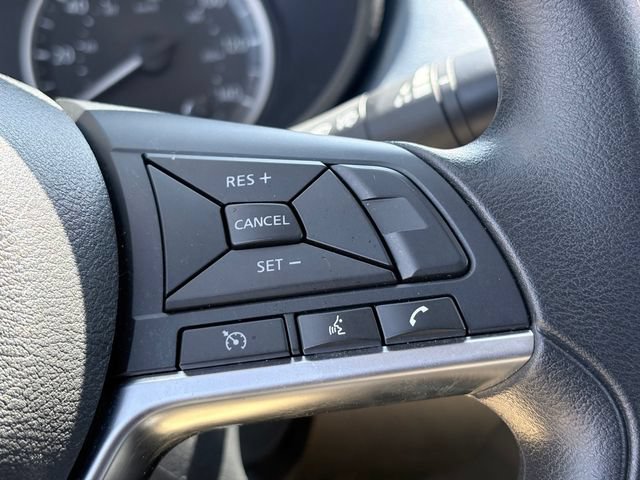 Used 2025 Nissan Versa SV FWD image 14
