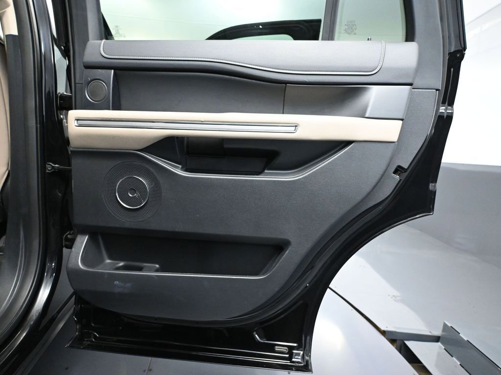 Used 2023 Ford Expedition Limited image 51