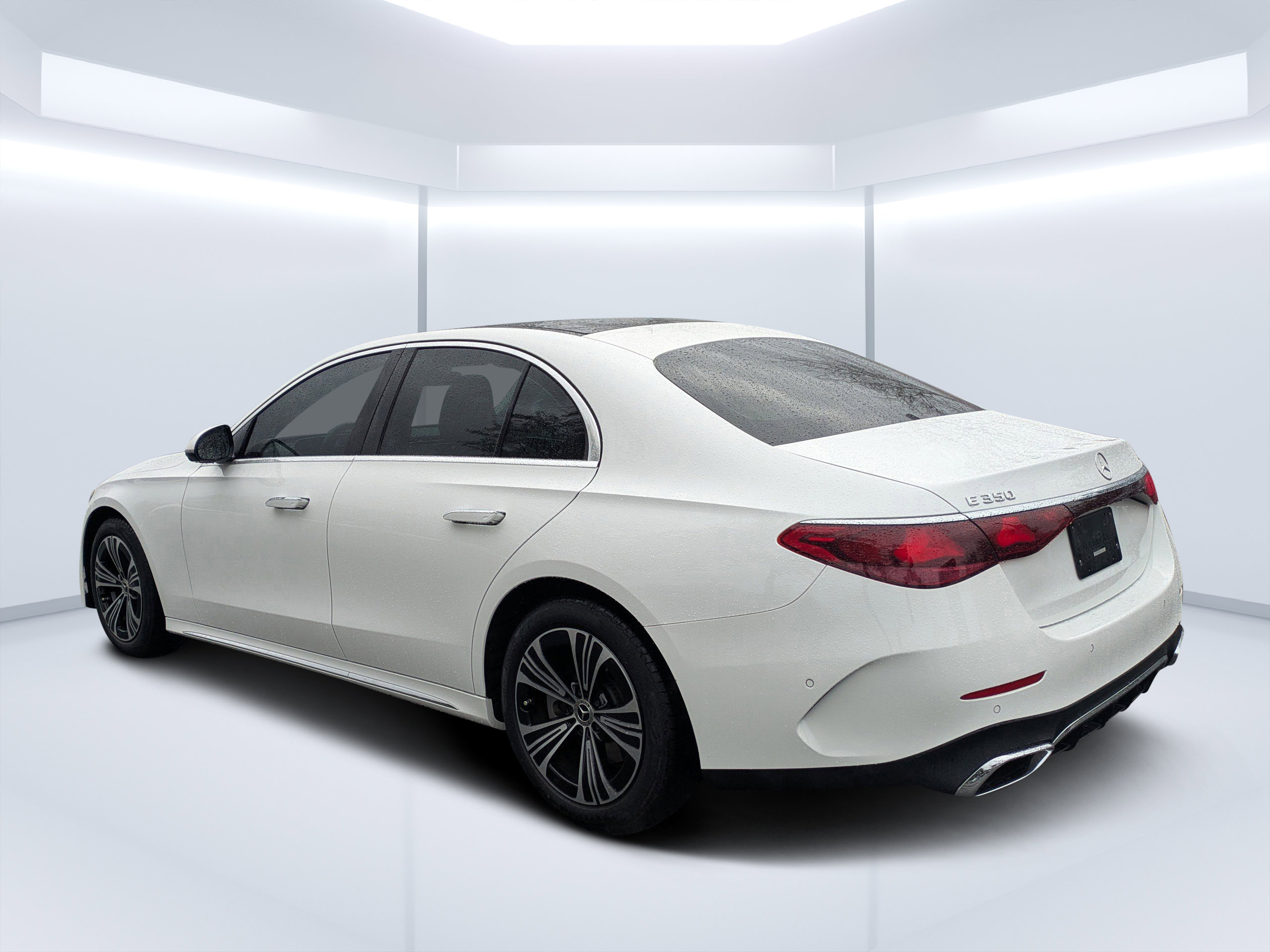 Certified 2024 Mercedes-Benz E 350 4MATIC Sedan image 8