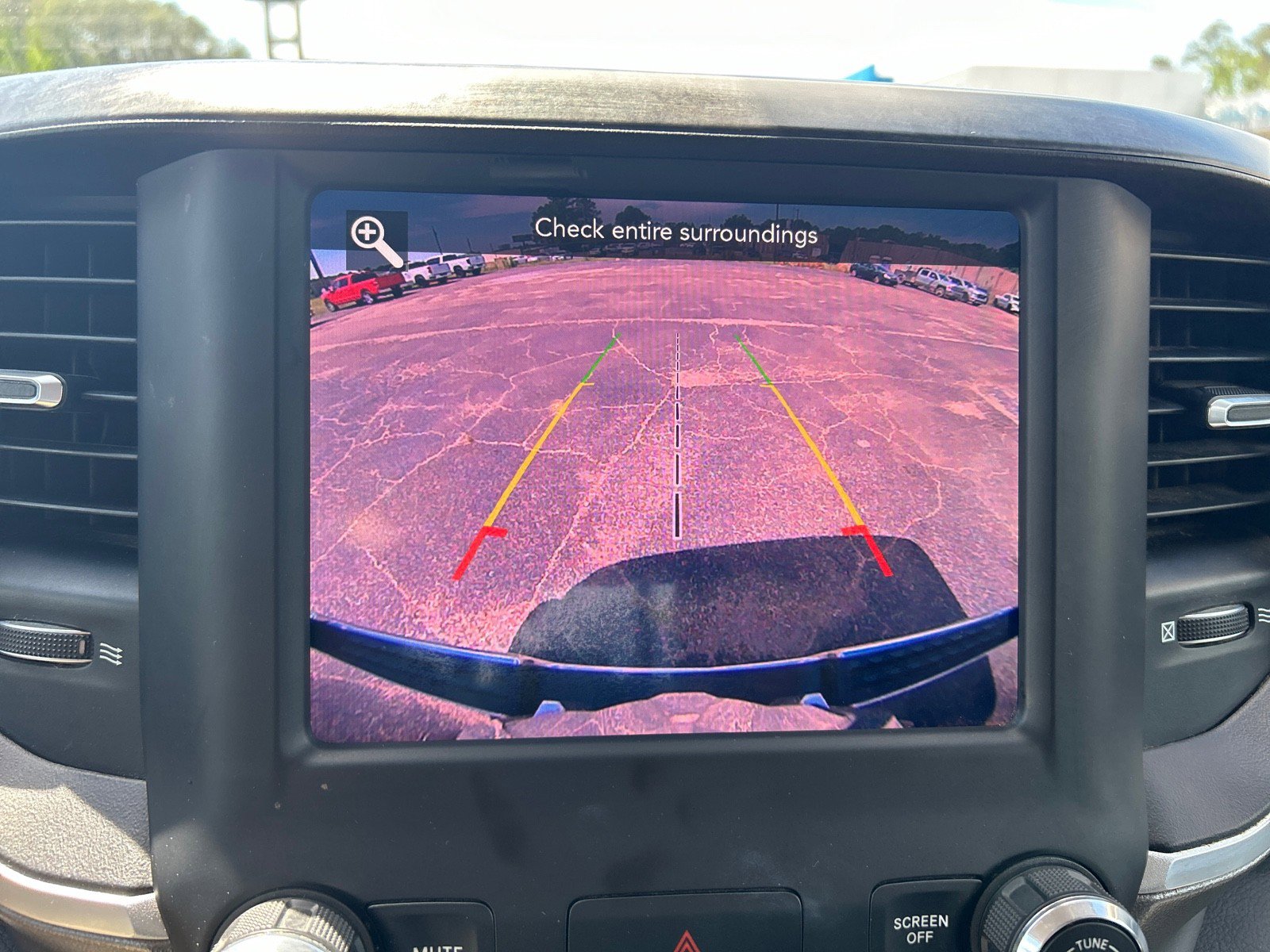 Used 2019 RAM 1500 Big Horn AWD/4WD image 12