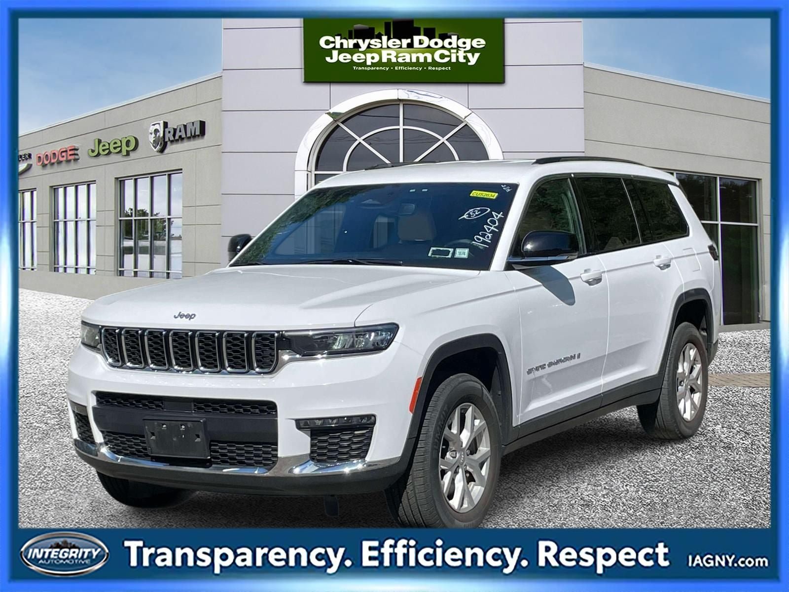 Used 2023 Jeep Grand Cherokee L Limited AWD/4WD image 1