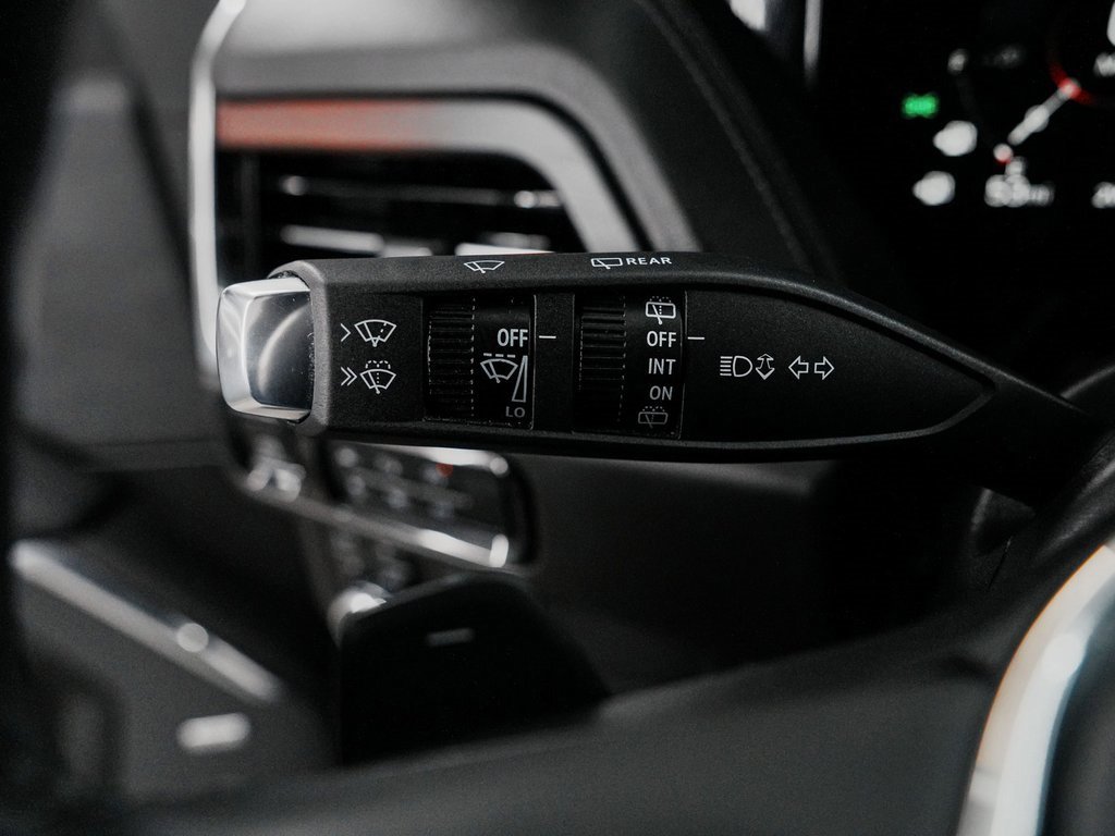 Used 2025 GMC Yukon XL Denali image 20