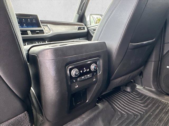 Used 2023 Chevrolet Suburban Premier RWD image 17