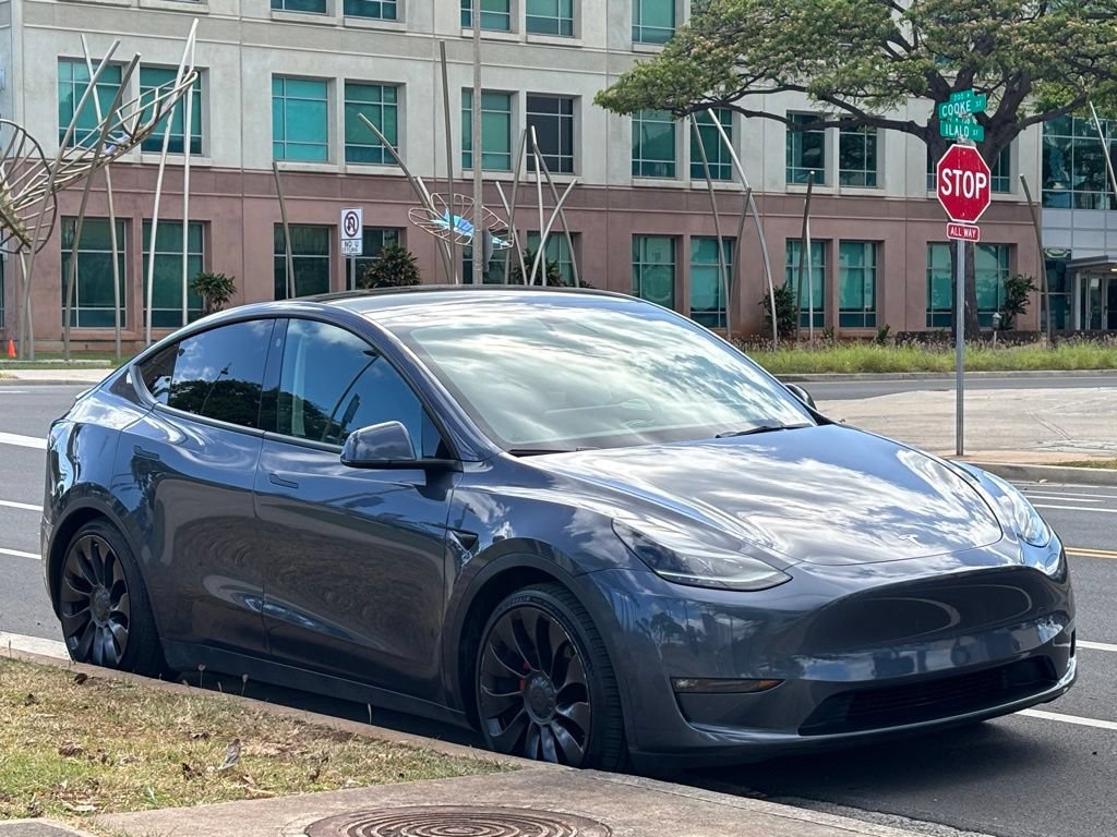 Used 2022 Tesla Model Y Performance AWD/4WD image 6