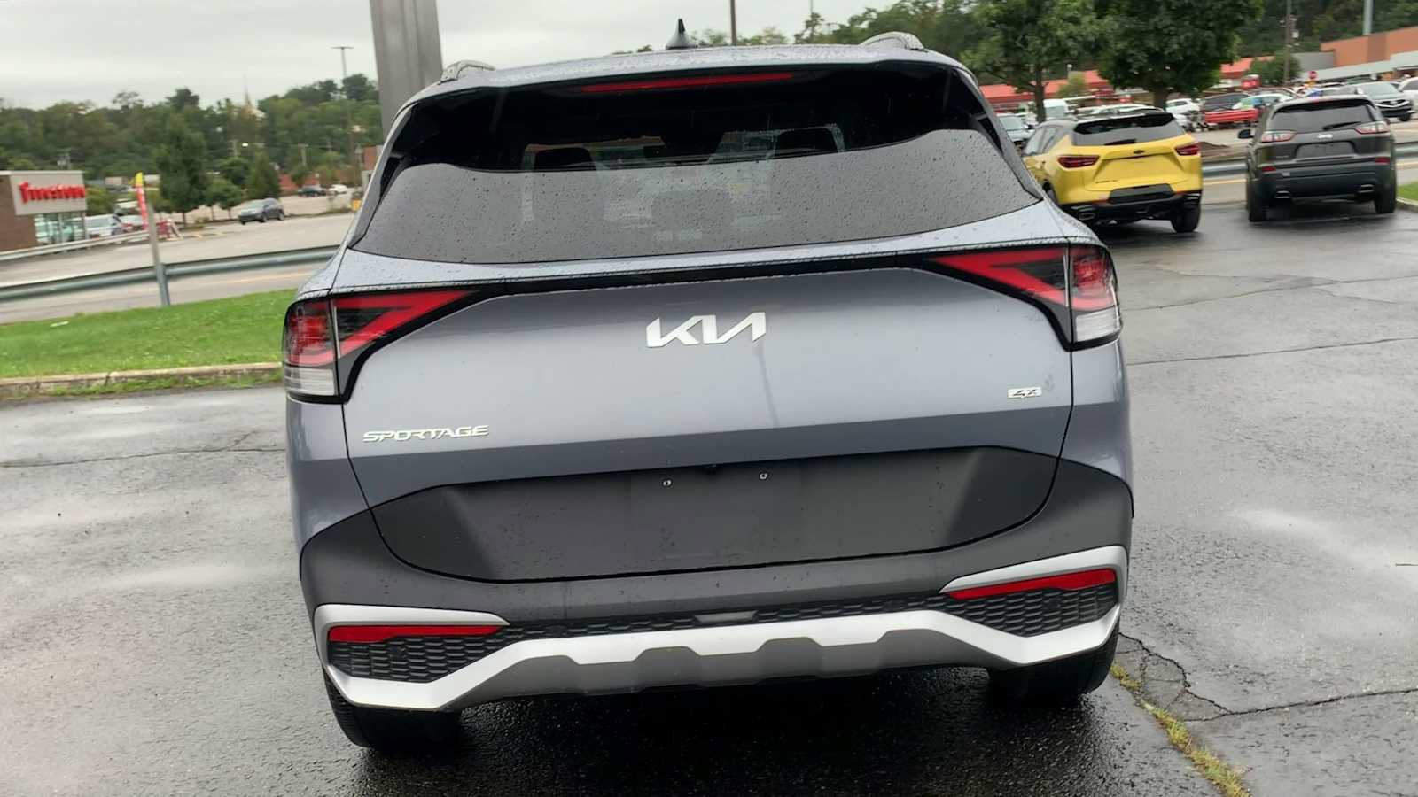 Used 2025 Kia Sportage EX w/ Premium Package AWD/4WD image 7