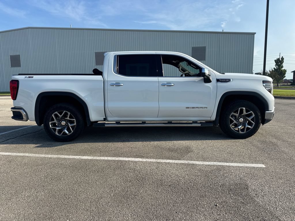 Used 2024 GMC Sierra 1500 SLT w/ SLT Premium Plus Package AWD/4WD image 8