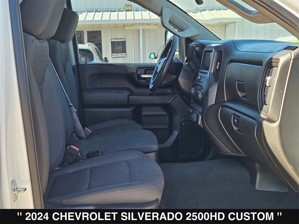 Used 2024 Chevrolet Silverado 2500 Custom w/ Custom Value Package image 26