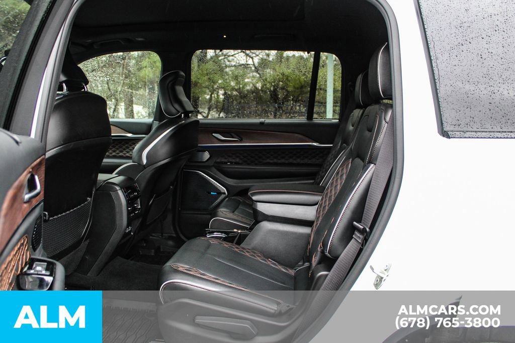 Used 2024 Jeep Grand Cherokee L Summit w/ Advanced Protech Group IV image 18