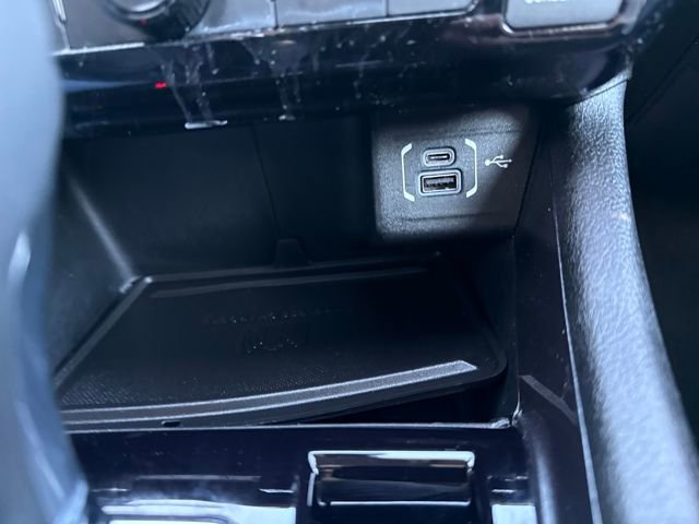 Used 2022 Jeep Compass Latitude w/ Sun and Sound Group image 32