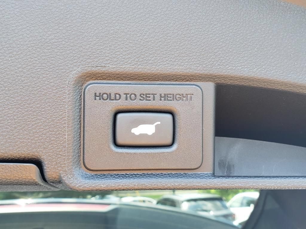 Certified 2024 Acura RDX SH-AWD image 9